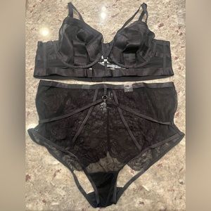 Torrid Lace Set